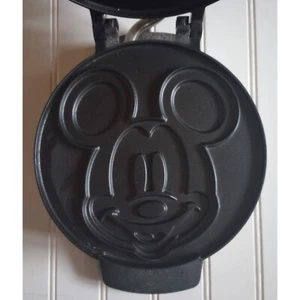 Disney DCM-1 Mickey Mouse Electric Waffle Maker Tested Working - Picture 1 of 6