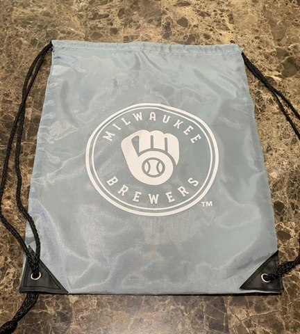 BRAND NEW WITHOUT TAGS NWOT MILWAUKEE BREWERS DRAWSTRING BAG BASEBALL MLB Cover