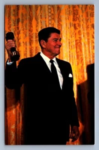 Postcard Vtg Famous Celebrity President Regan Actor - Picture 1 of 2