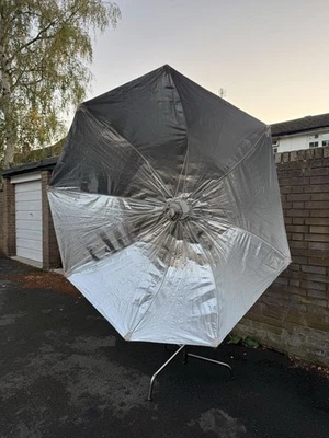 Elinchrom Litemotiv 190 Octabox With additional broncolor Adapter - Image 1 of 4