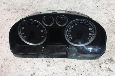 Tachometer Tacho Kombinstrument 3B0920849 VW PASSAT VARIANT (3B6) 1.8 T 20V - Bild 1 von 4