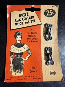 VINTAGE Dritz Seide bedeckt Haken und Öse für Fell und Stoffmäntel versiegelt - Bild 1 von 4