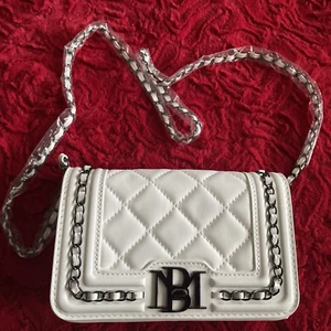 Bandolera Badgley Mishca Marfil Blanco Armado Herrajes, Cuero Vegano Nueva - Imagen 1 de 9