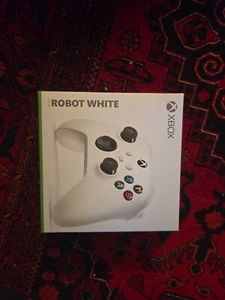 New XBox Series X/S, One & Windows NIB Robot White And Lunar Shift - Picture 1 of 3