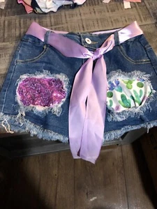GIRLS SIZE "XL" OR SIZE 7; JEAN SHORTS WITH A LITTLE EXTRA DECOR. - Picture 1 of 6
