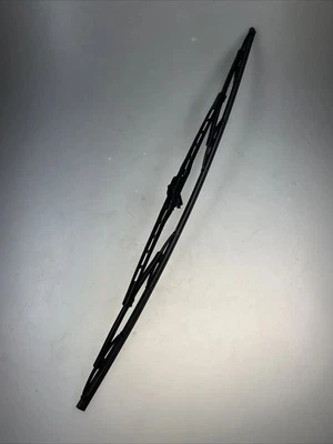 Original Nissan Almera Juke windshield wiper front wiper blade 550mm - Image 1 of 4
