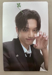 Tarjeta fotográfica oficial ATEEZ Wooyoung Poca THE WORLD EP.2: OUTLAW/A Ver #1 - Imagen 1 de 4