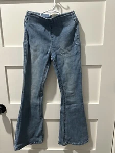 Girls Chelsea & violet bell bottom Wide Leg Denim jeans size small - Picture 1 of 4