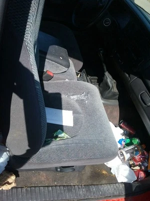 DAKOTA    1999 Seat Rear 1450197 Foto 1 de 4