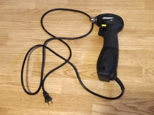 MACHANICS. WINKELKOPF 90 GRAD MODELL J12-10T 3/8 ZOLL BOHRER MIT SCHLÜSSELFUTTER - Bild 1 von 3