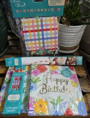 Lote de 5 servilletas de papel para cumpleaños The Pioneer Woman guirnalda velas estera para hornear  Foto 1 de 4