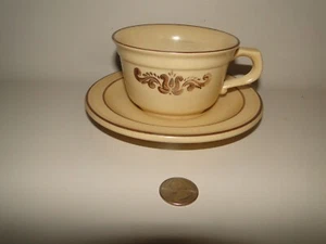 Pfaltzgraff Village Kaffee/Teetasse Becher mit Untertasse Teller - Bild 1 von 9