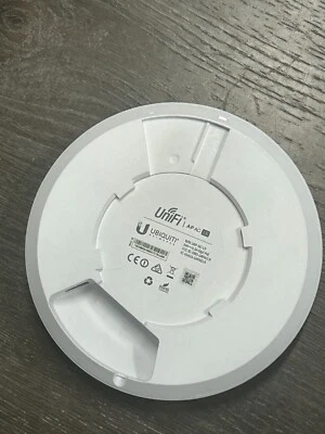 Ubiquiti UniFi AC Long Range (UAP-AC-LR) - Image 1 of 2