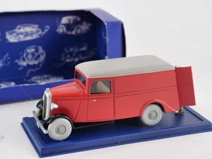 In Auto Tintin 1/43 Il Furgone Del Segreto Della Unicorno - Foto 1 di 16