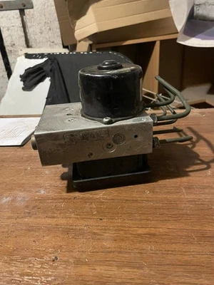 MÓDULO BOMBA ABS JAGUAR TIPO S R 2002-2007 4R83-2C219-BC1 4R83 20405 AB Foto 1 de 4