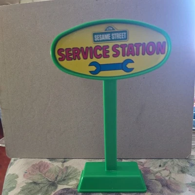 Vintage TYCO Sesame Street Parking Garage Playset Gas Service Station part 1 - Image 1 of 2