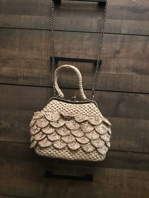 Bolso Rafia Festoneado Patricia Nash Laureana - Beige Foto 1 de 3