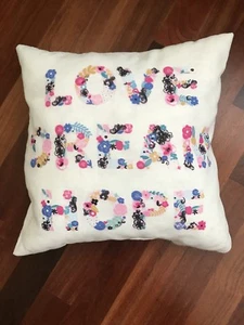 DORMIFY ONE BELLA CASA "Love Dream Hope" Kissen Mädchen College Schlafsaal Kissen Rosa - Bild 1 von 6