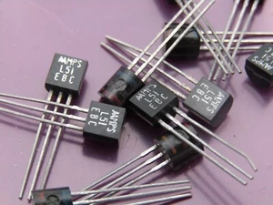 ( 2 PCS ) MPSL51 Motorola PNP. 100V 600mA 1.5W Amplifier Transistor -- NOS - Picture 1 of 1