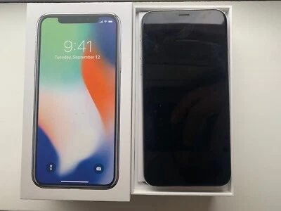 Apple iPhone X - 64 GB - Silver - Ottime condizioni - Immagine 1 di 4