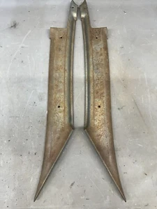 1959 1960 Chevy Impala 2/4 Door Sedan C Pillar Sail Trim Belair Delray Biscayne - Picture 1 of 8