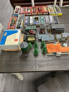 Juego de tren a escala Ho - Imagen 1 de 7