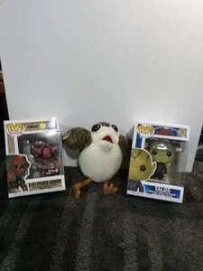 Two Pops And A Plush - Picture 1 of 6