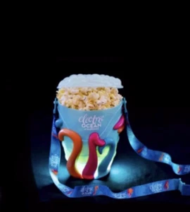 SeaWorld Electric Ocean Light Up Popcorn Bucket Blue Multicolor With Strap NEW - Bild 1 von 12