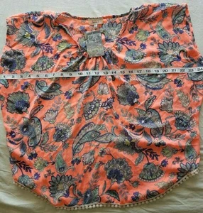 Love J Coral Shirt w Flowers Sz Med NWT - Picture 1 of 8