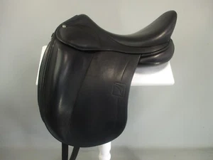 Luc Childeric DSG Dressage Saddle 17.5" MW-W - Picture 1 of 11