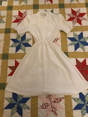 Vestido de Colección Años 70’s/80’s Miss OOPS California Grueso Poliéster Tejido Blanco Línea A~XXS Foto 1 de 4
