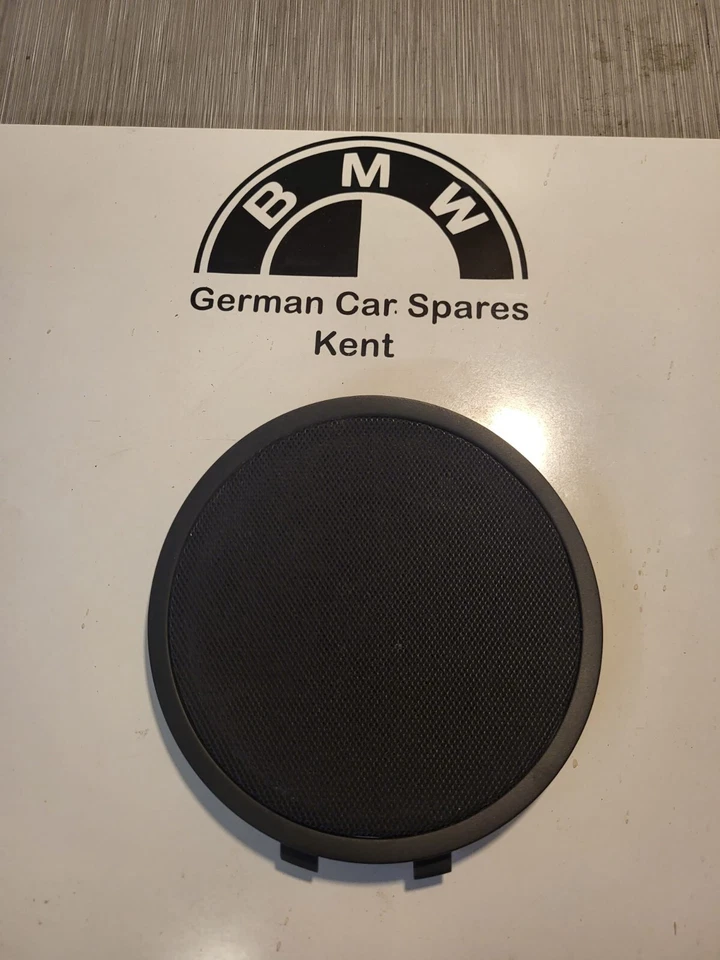 BMW E46 CONVERTIBLE BLACK REAR SPEAKER COVER - Image 1 of 1
