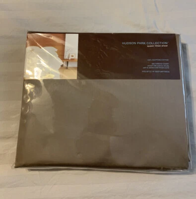 Hudson Park 600 TC Sateen 纯埃及棉大号床套貂皮棕色。 — 第 1/4 张图片
