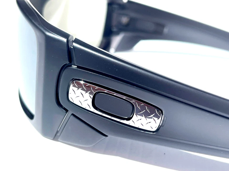 Oakley Batwolf Iridium Sunglasses Lenses, Black - OO9101