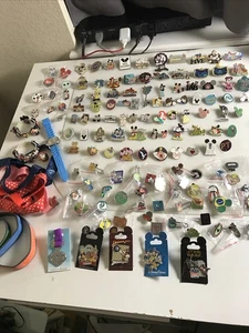 Vintage Disney Pin Sammlung Lot Anfang 2000er ( 130 + Pins ) - Bild 1 von 17