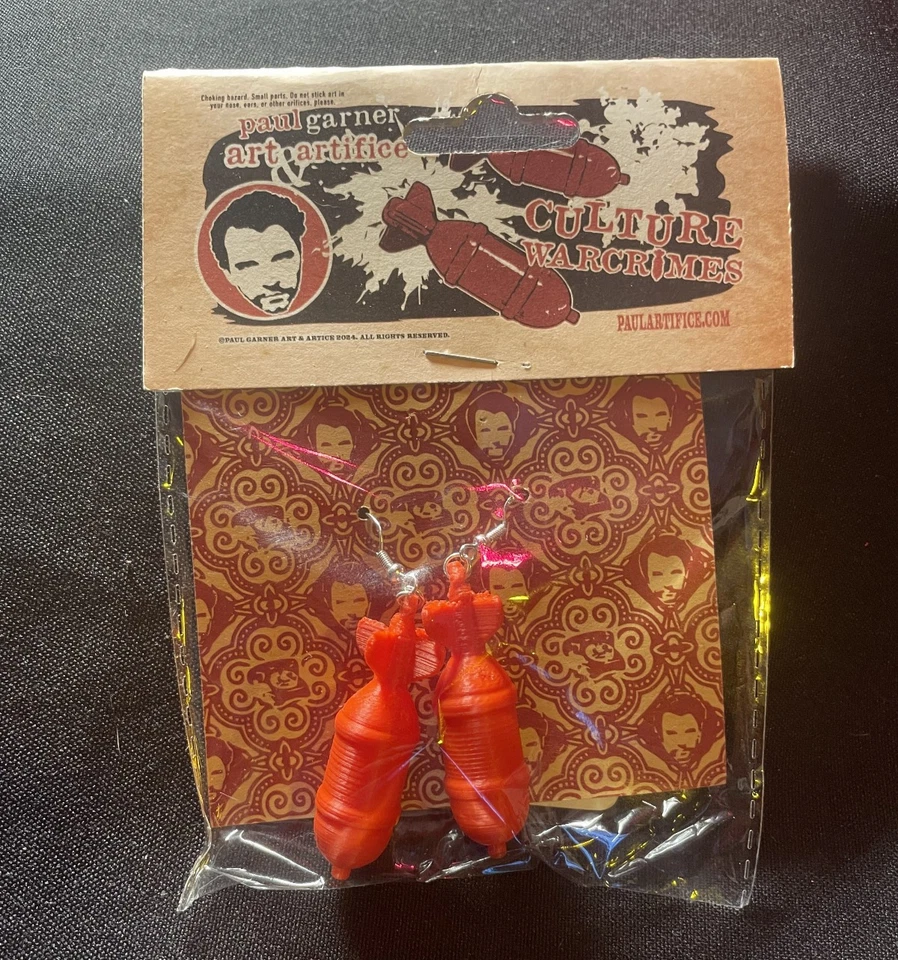 Brincos de plástico torpedo vermelho - Imagem 1 de 1