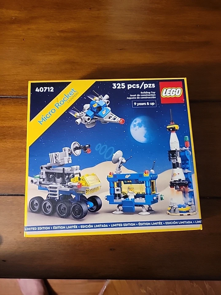 Lego 40712 Micro Rocket Launchpad Limited Edition GWP New In Sealed Box Space - Image 1 of 4