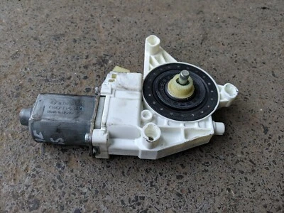 MERCEDES-BENZ R CLASS W251 WINDOW MOTOR NSF LEFT FRONT - Image 1 of 2
