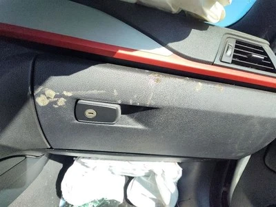 GUANTERA 51 16 9 239 345 2014 BMW 435I BMW Foto 1 de 4