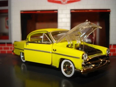 1954 DODGE ROYAL HARDTOP LIMITED EDITION 1/64 M2 1950'S YELLOW CRUISER - Image 1 of 4