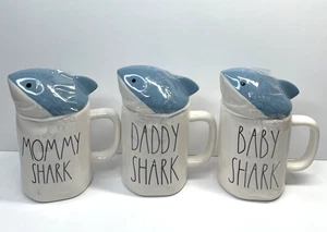 Rae Dunn by Magenta MOMMY DADDY BABY SHARK Mug Topper Set. 🦈Get All 3🦈 - Picture 1 of 8