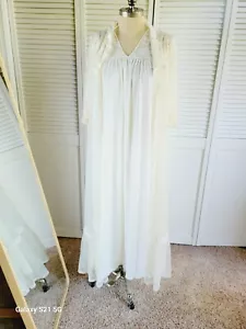 Vintage Romantic Nightgown, Robe SM 1960s Rare Lace Tie Front Long 2 Pc Elegant - Picture 1 of 16