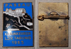 Broche esmaltado alfiler barredor de chimenea L.J.V. Reunión Passau 1965 - Imagen 1 de 1