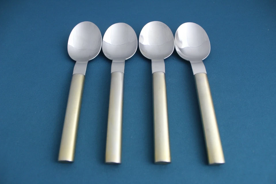 4 Teaspoons Widebowl Boda Nova OVAL STEEL GOLD 18/8 Stainless Korea 6 3/8" - Image 1 of 4