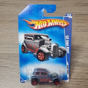 Hot Wheels '32 Ford Vicky Rebel Rides '09 - Picture 1 of 7