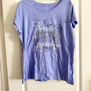 My Favorite People Call Me Grandma Tee T-Shirt Women 2X 3X Lavender Silver - Picture 1 of 4