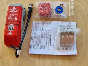 Allen-Bradley Guardmaster 440G-LZS21SPRH Safety Interlock Switch Fzh = 1300N - Picture 1 of 6