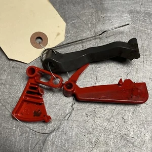 OEM GOOD USED EFCO MTT 3600 CHAINSAW TRIGGER ASSEMBLY - Bild 1 von 2