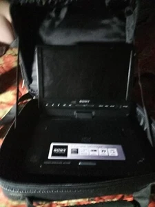 Sony DVP-FX950 Portable DVD Player (9") - Picture 1 of 3