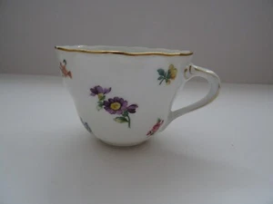 Hutschenreuther Maria Theresia Mirabell Kaffeetasse D 8,7  H 6,6  170 ml - Bild 1 von 6